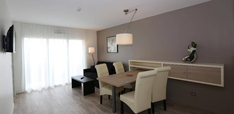 Hotel Les Criquets Restaurant Blanquefort (Gironde)
