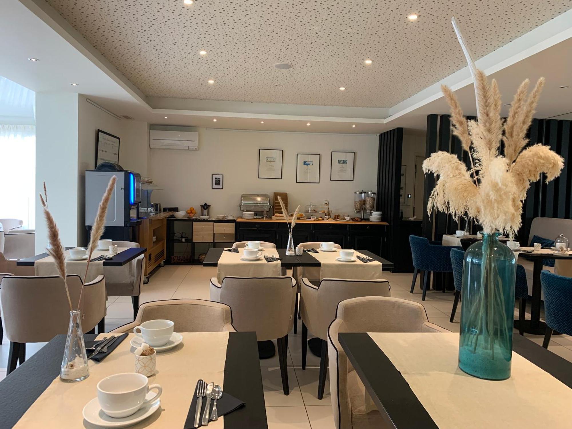 Hotel Les Criquets Restaurant 3*