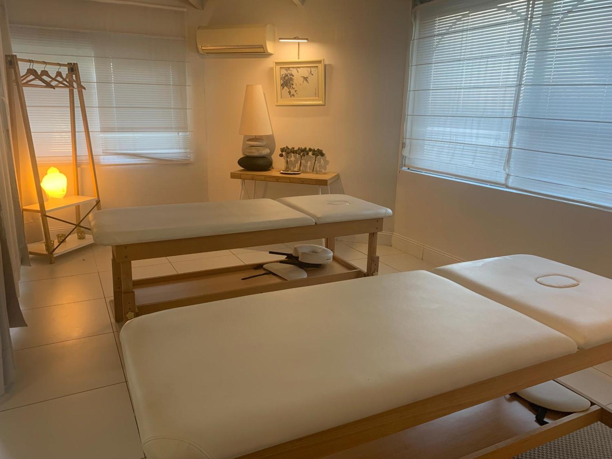 Les Criquets Restaurant Hotel 3*