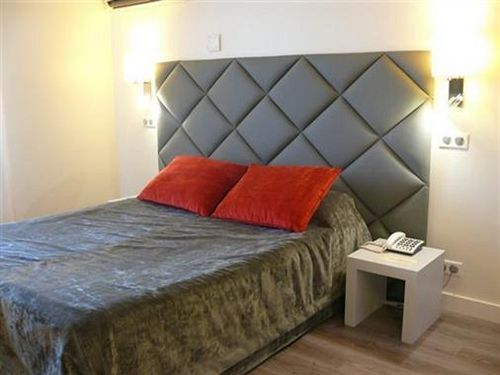 Hotel Les Criquets Restaurant Blanquefort (Gironde)
