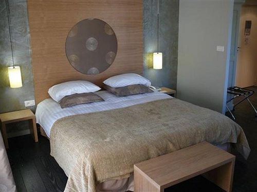 Hotel Les Criquets Restaurant Blanquefort (Gironde)